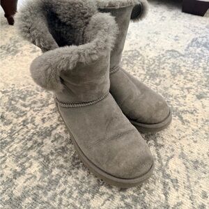 Women's Gray Shearling Ugg Boots